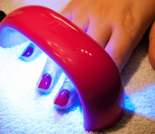 Must-Try Methods On How To Dry Nails Fast how to dry nails fast