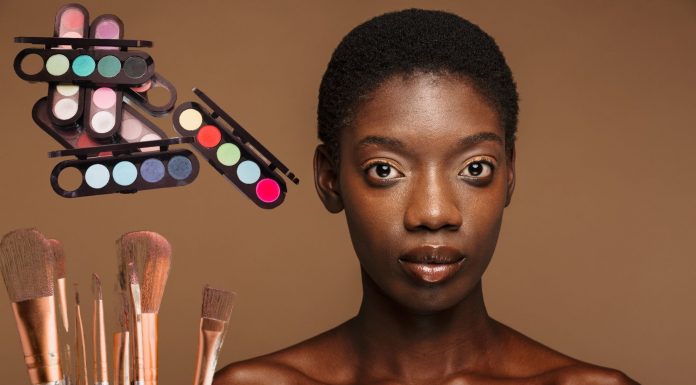 How To Apply Makeup For Brown Skin: 6 Easy Steps For The Beginners How To Apply Makeup For Brown Skin